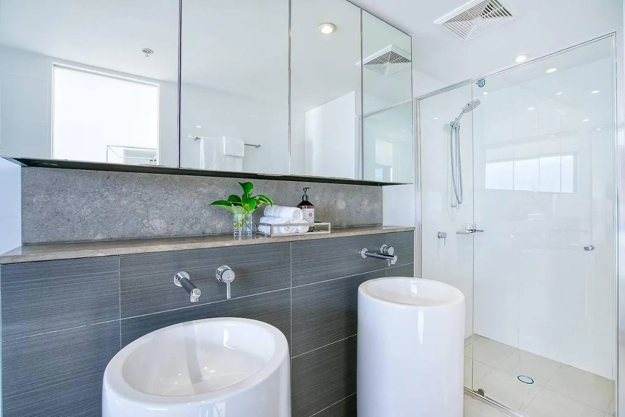 Broadbeach Exclusive - Sky High Luxury At Oracle Gold Coast Apartment